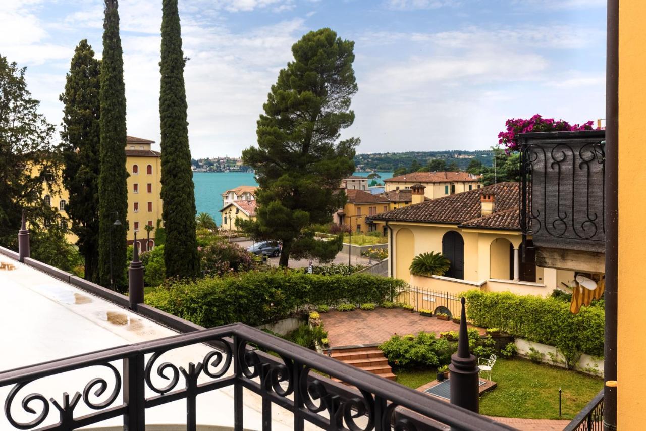 Mefuta Hotel Gardone Riviera Exteriör bild