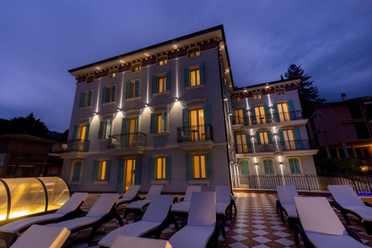 Mefuta Hotel Gardone Riviera Exteriör bild